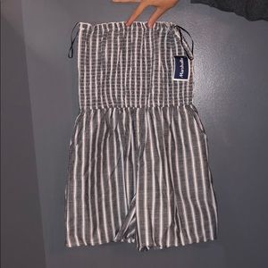 love tree romper, size small